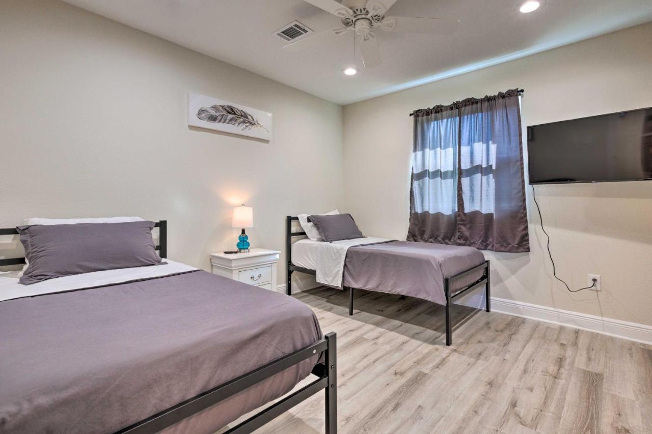 Spacious Gulfport Home With Yard 1 Mi To Beach Exterior photo